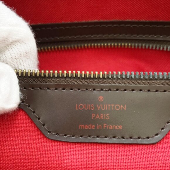 Louis Vuitton Chelsea leather handbag - Picture 6 of 7